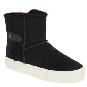 UGG Priya Plush Sneaker Boot Black Women’s Size 8.5